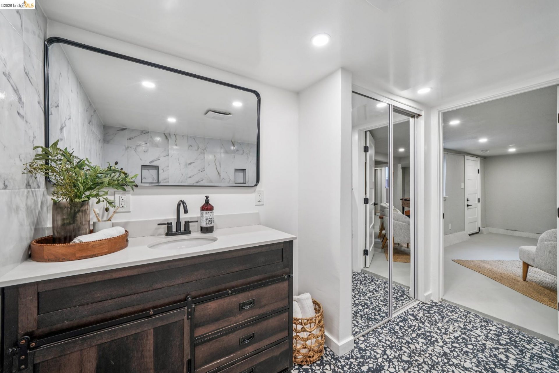 Property photo 46
