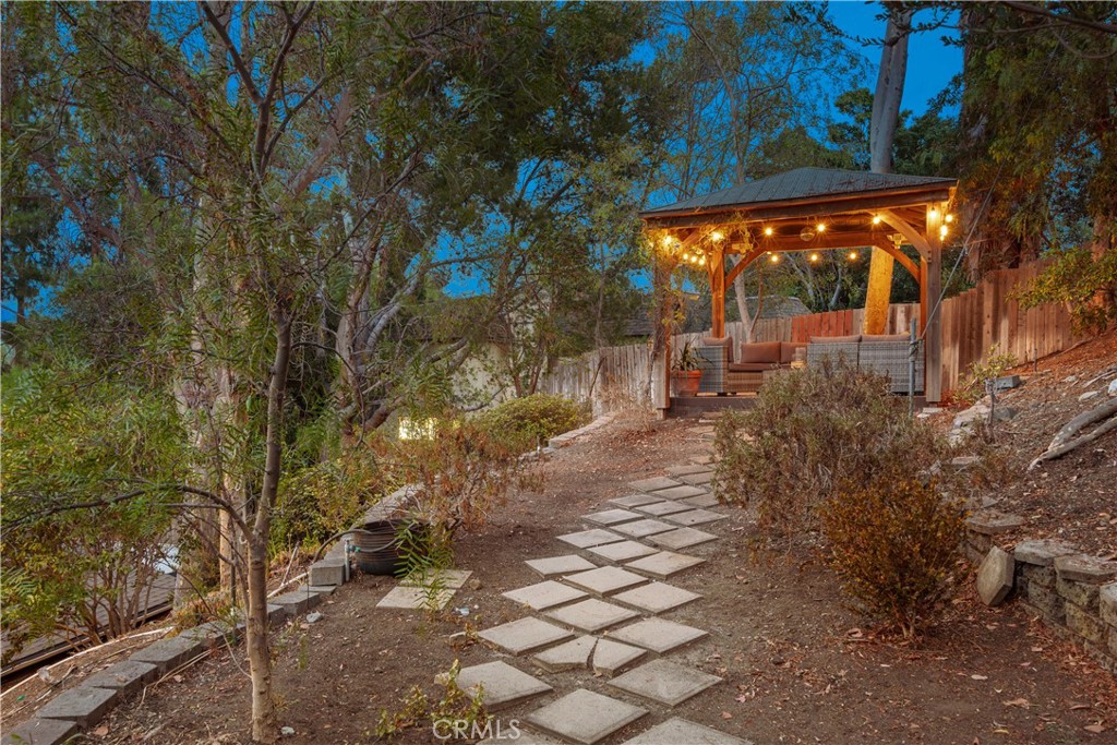 Property photo 38