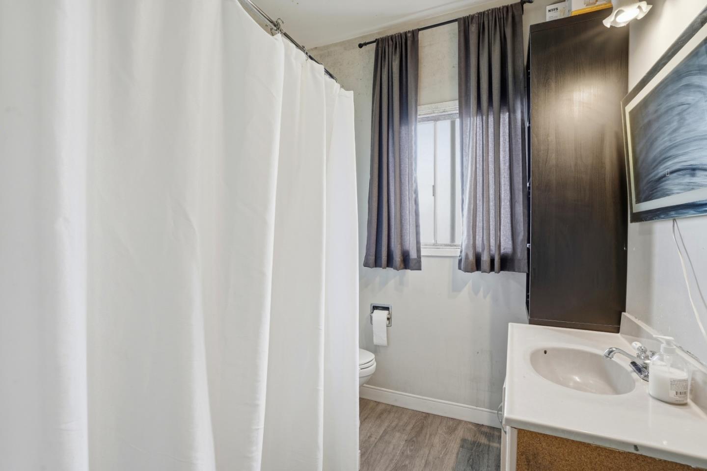 Property photo 46