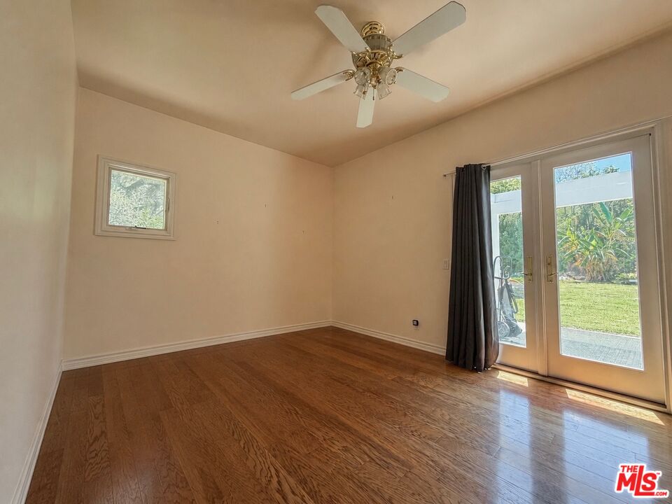 Property photo 50