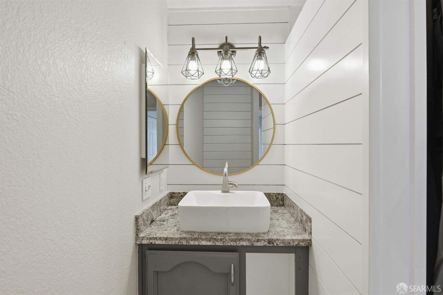 Property photo 44