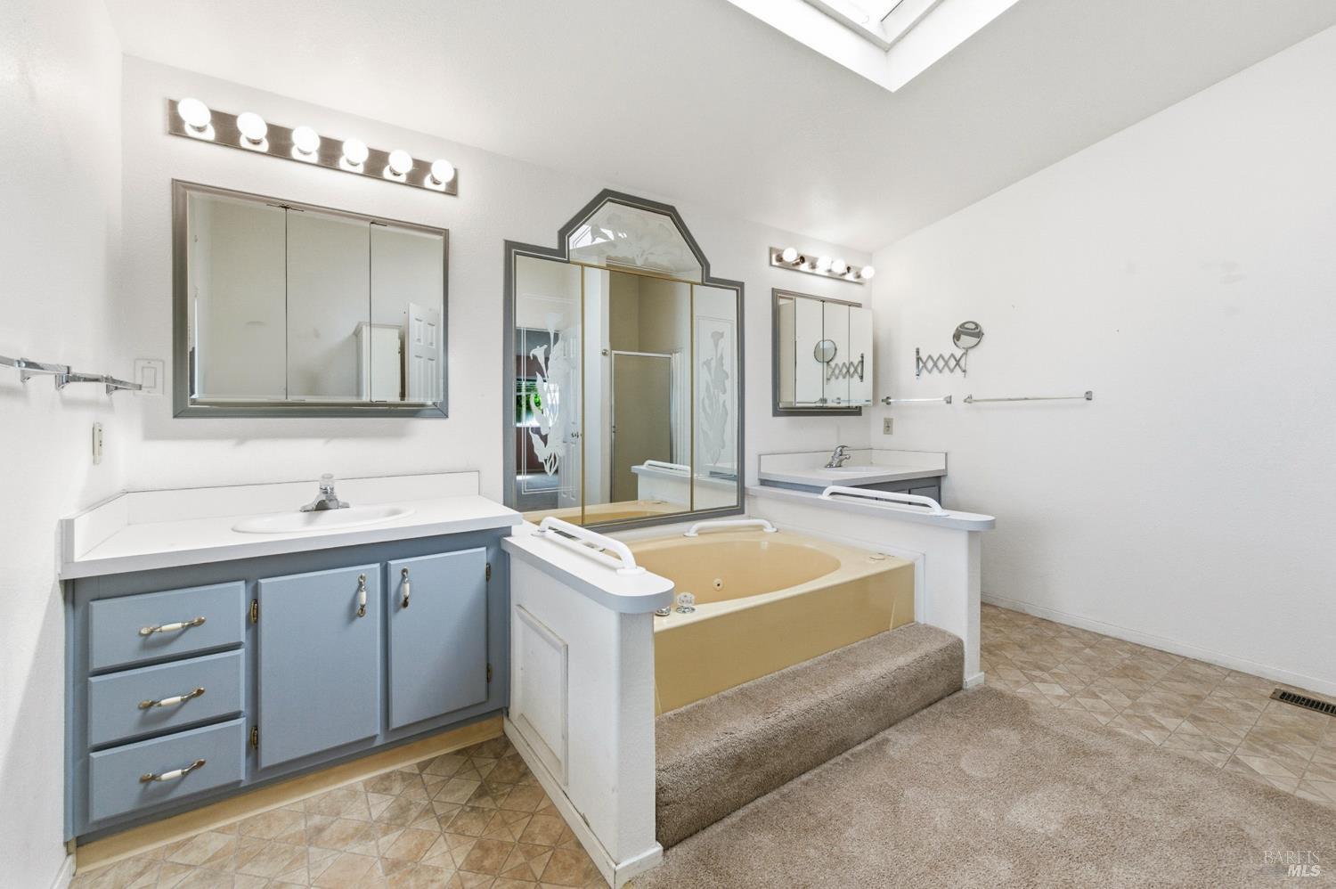 Property photo 23