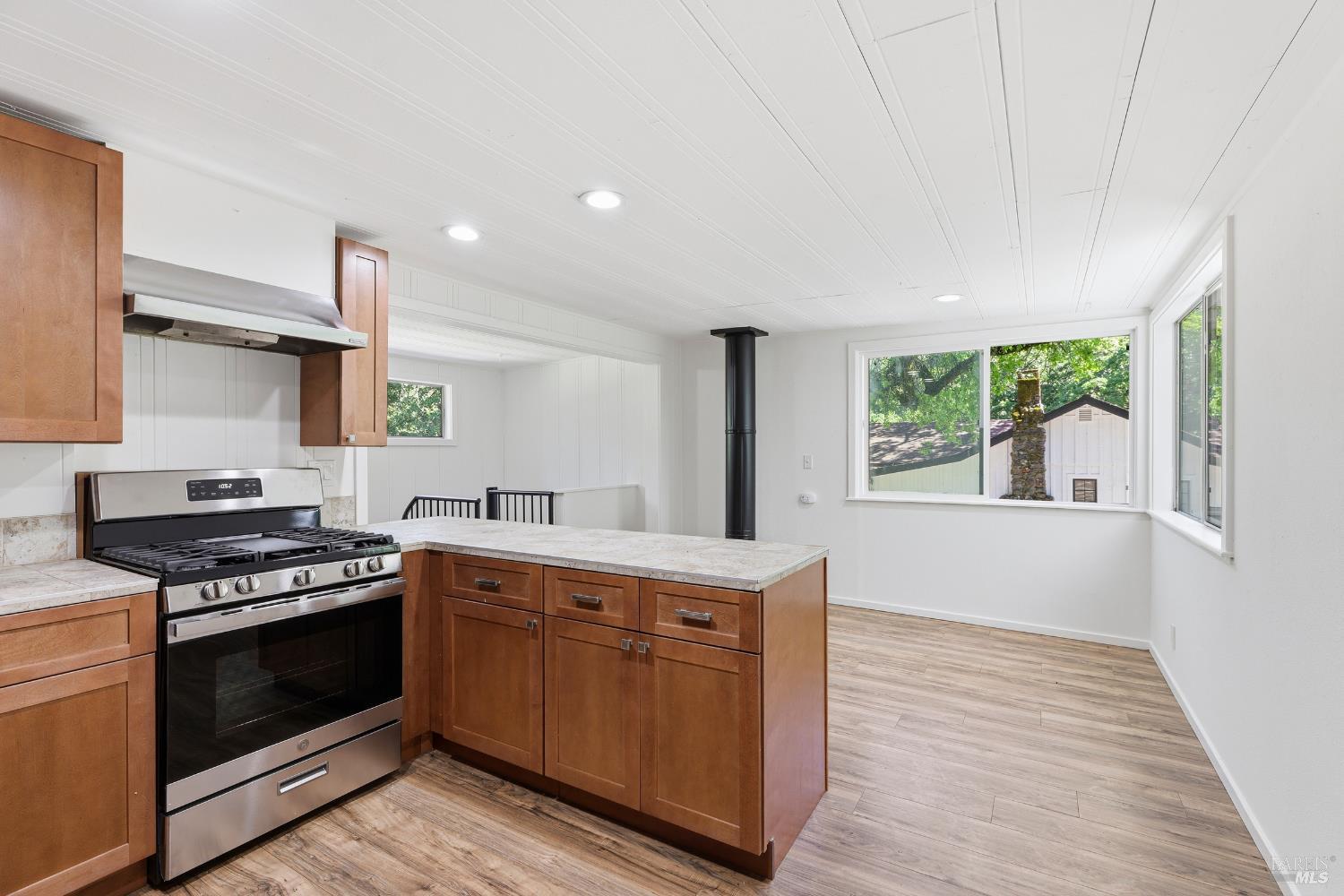 Property photo 44