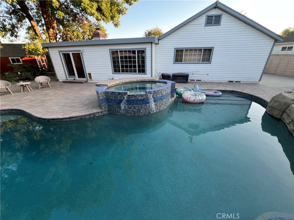 Property photo 30