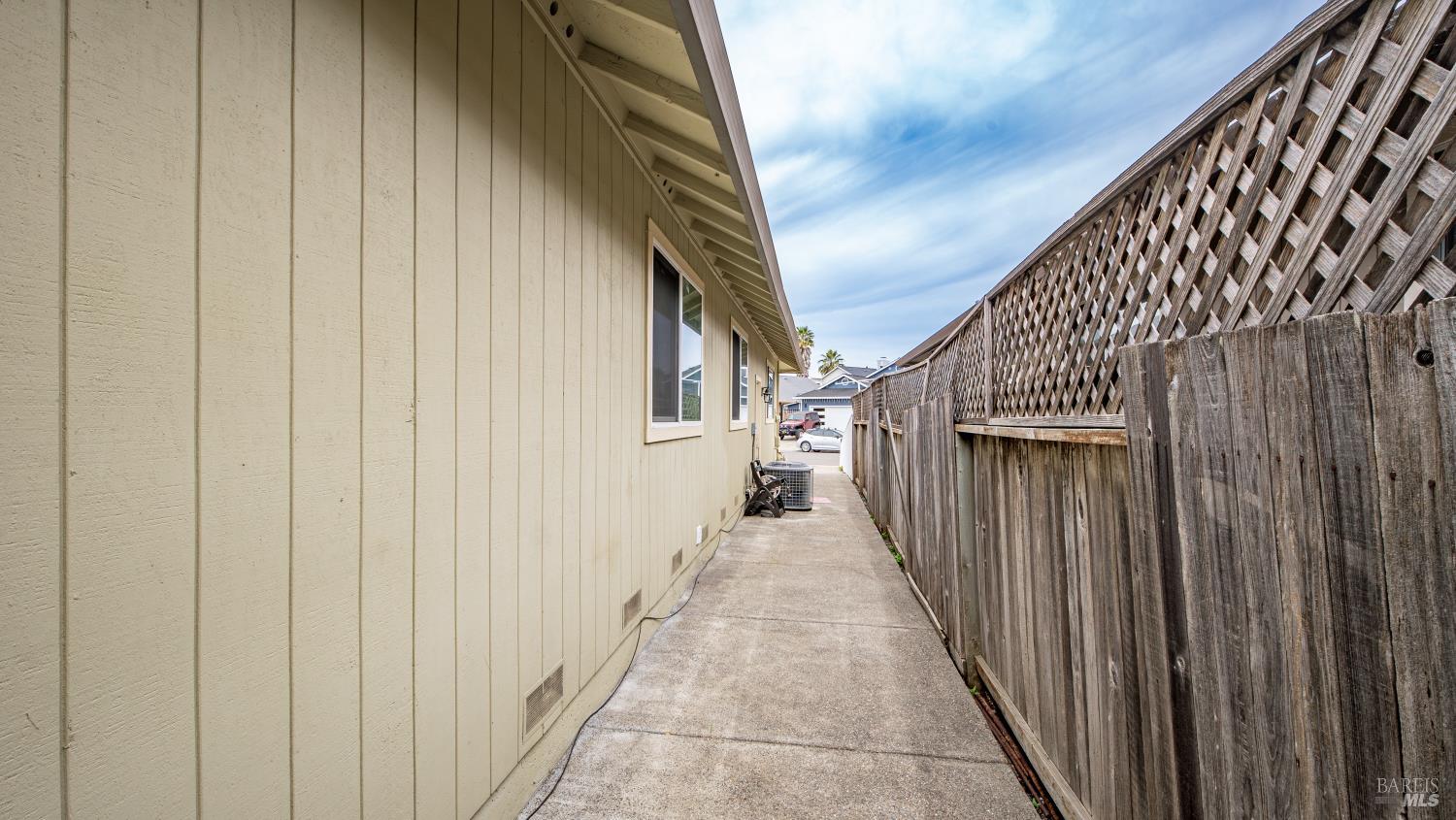 Property photo 46