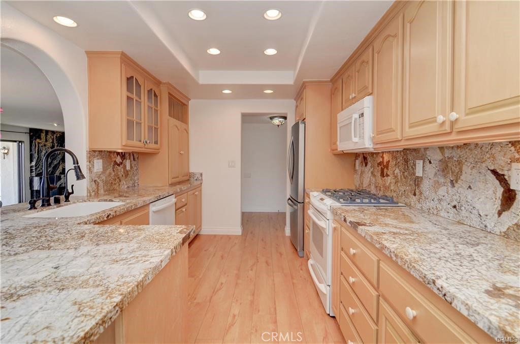 Property photo 23