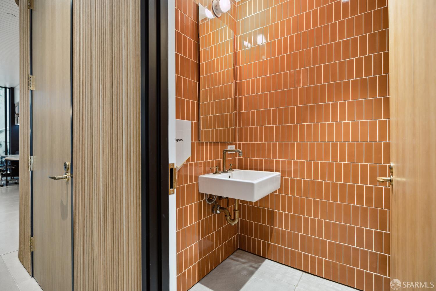 Property photo 43