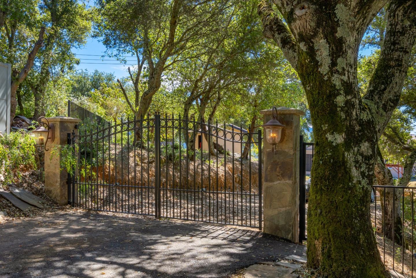 Property photo 36