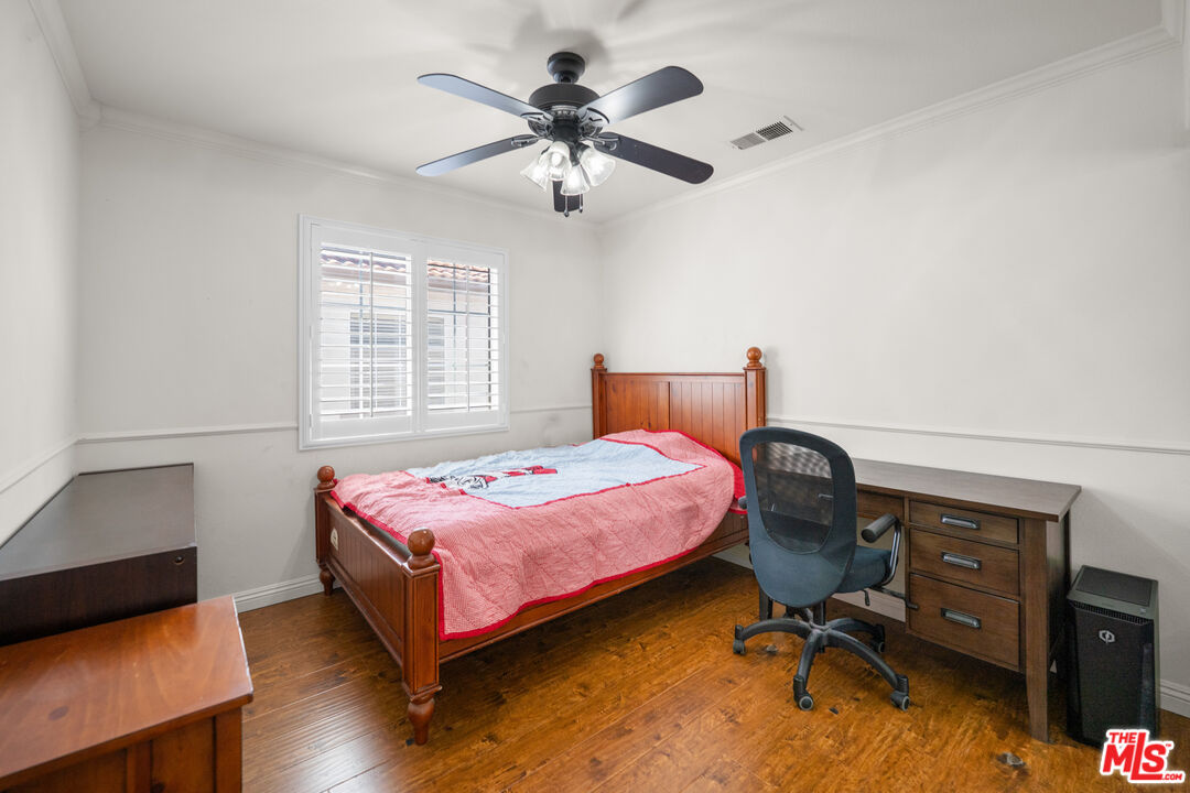 Property photo 28