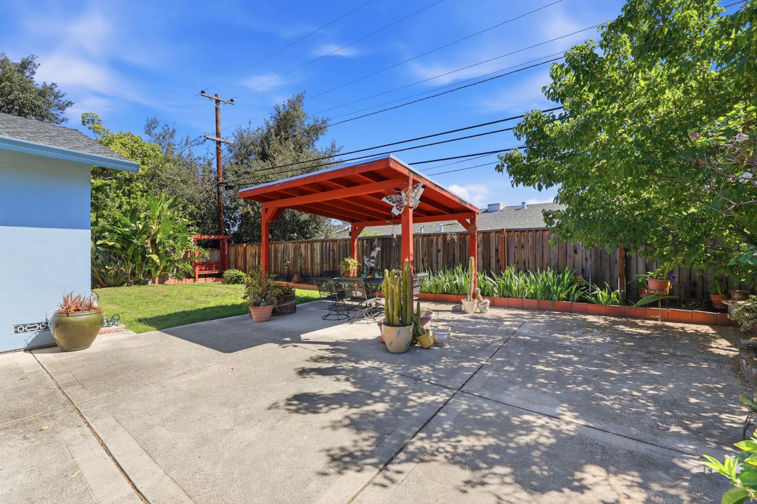 Property photo 33