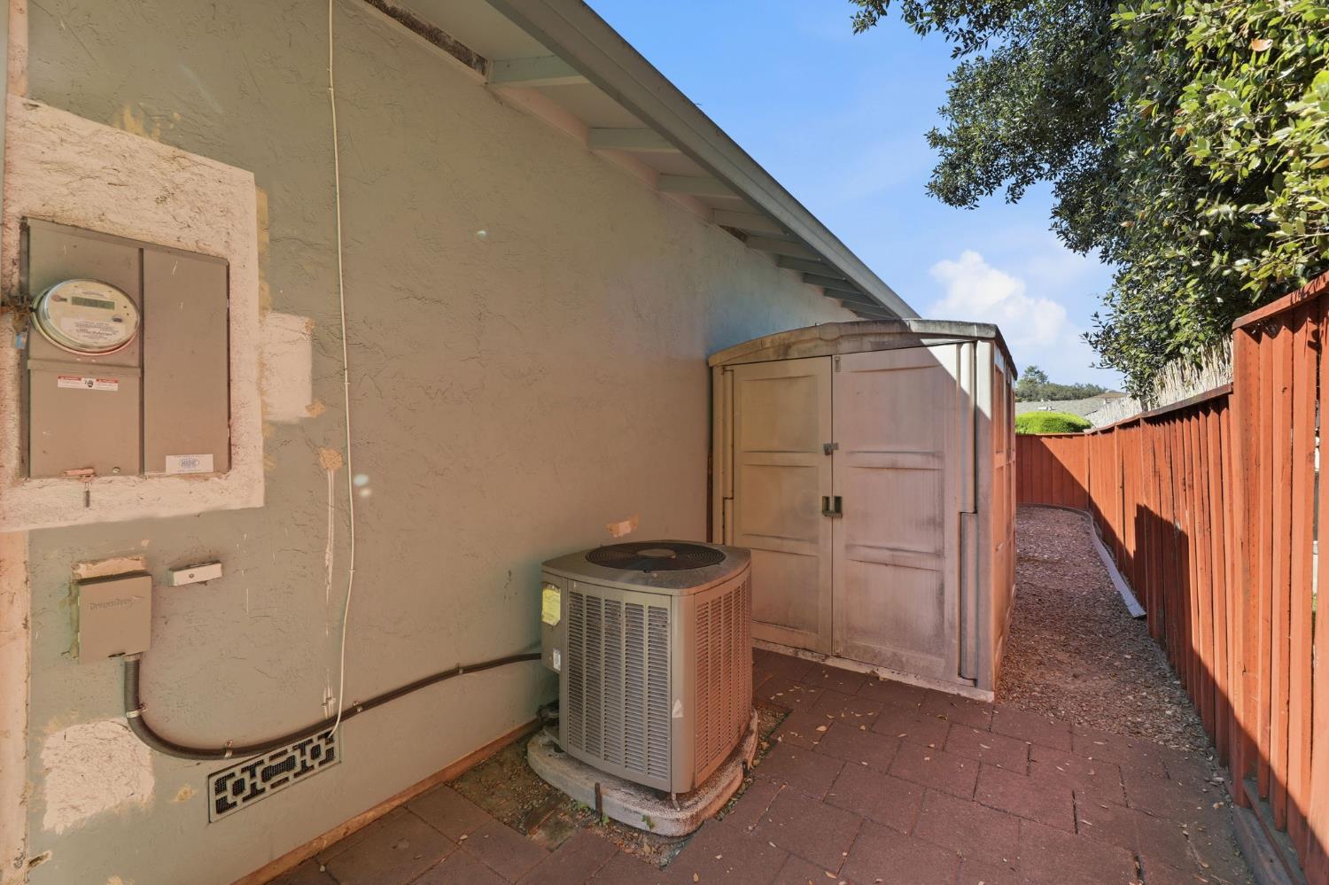 Property photo 35