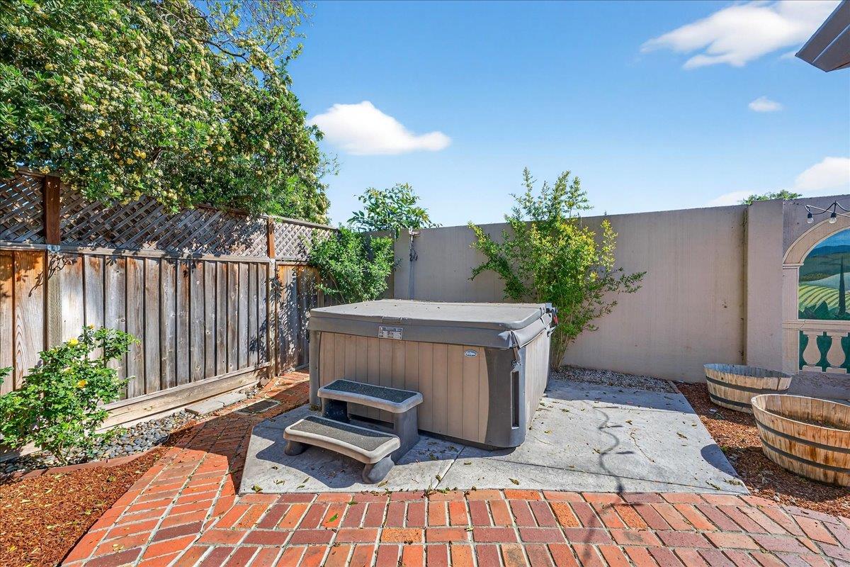 Property photo 36
