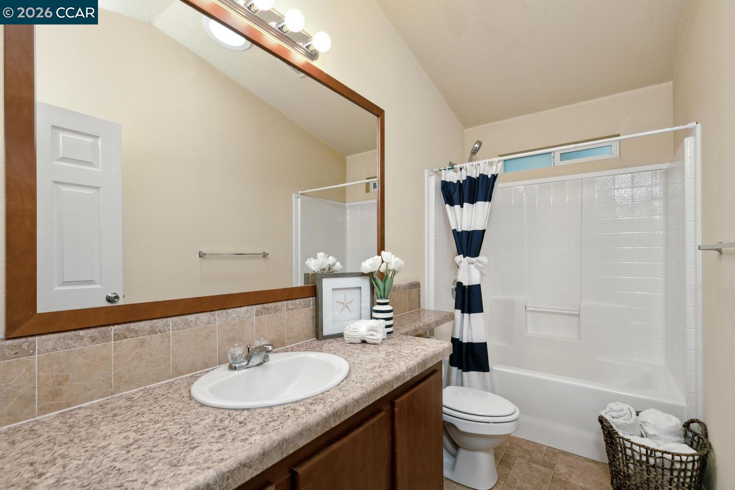 Property photo 34
