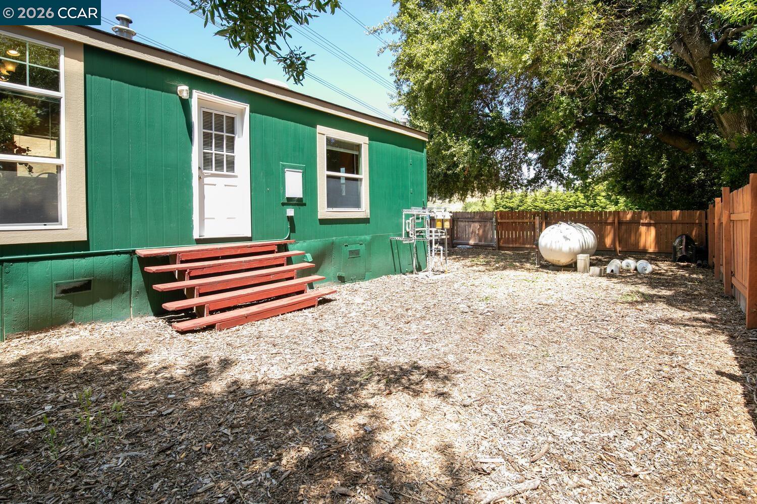 Property photo 35