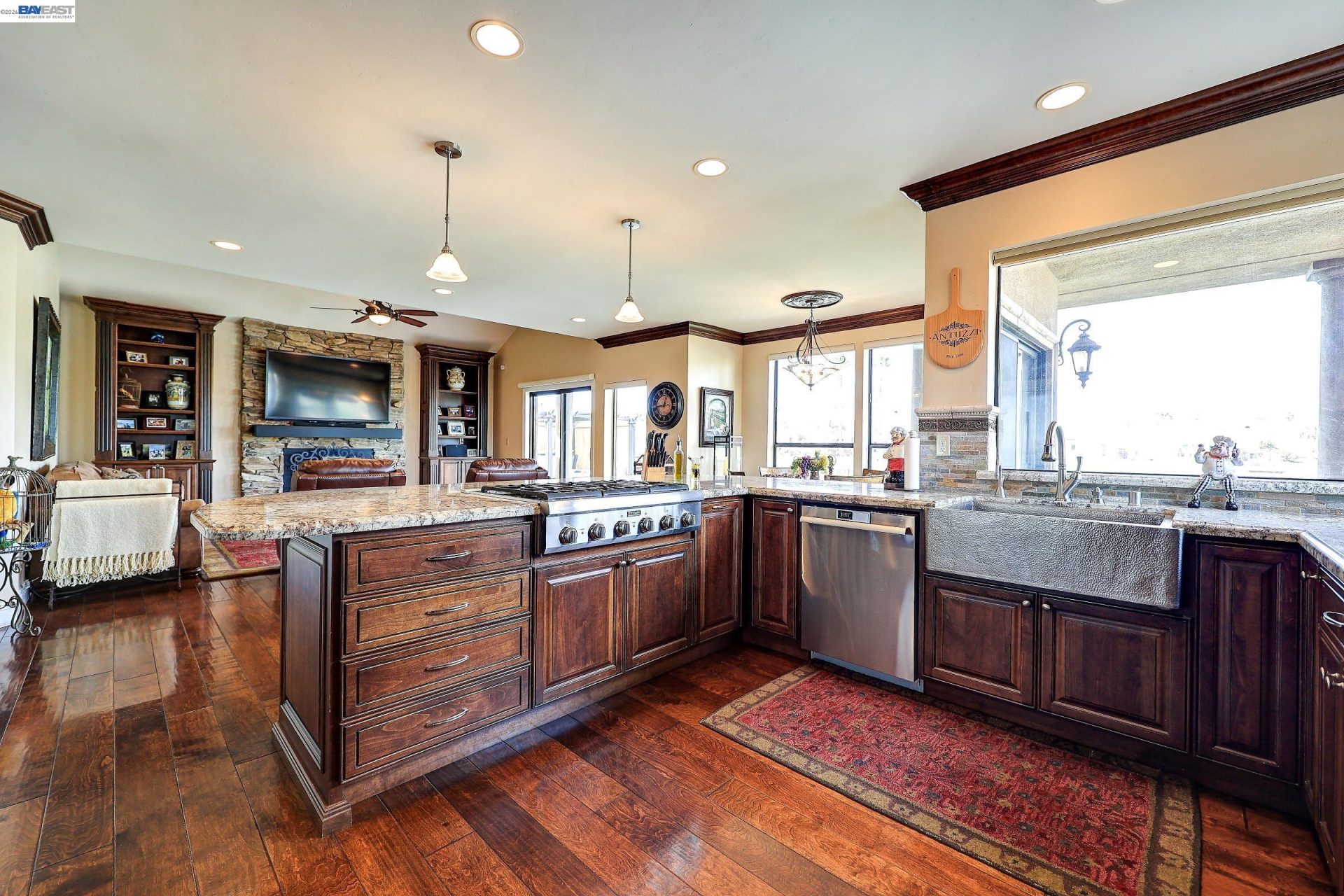 Property photo 25