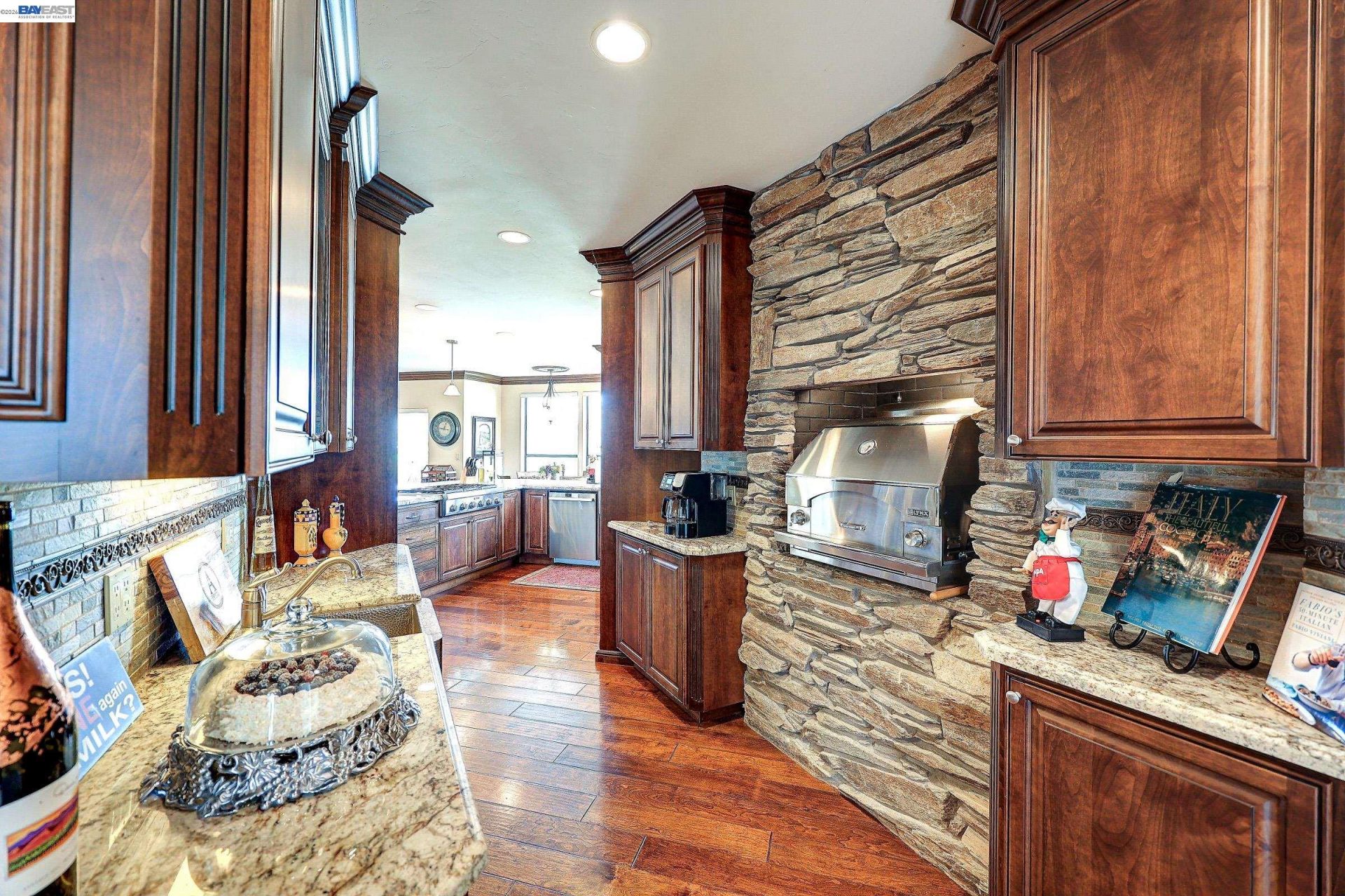 Property photo 28