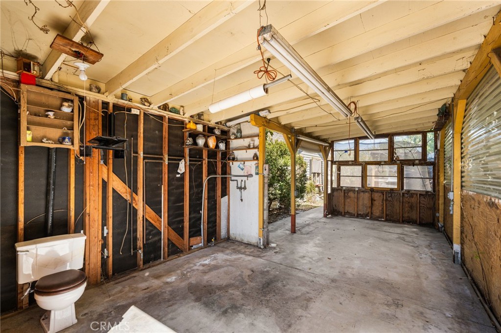 Property photo 44