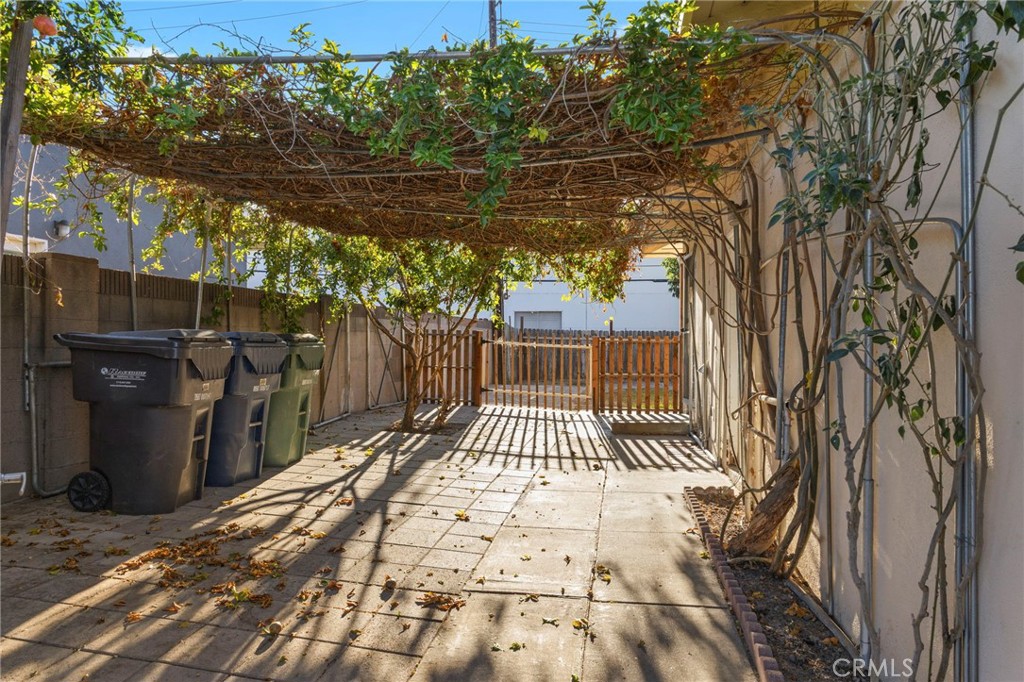Property photo 33