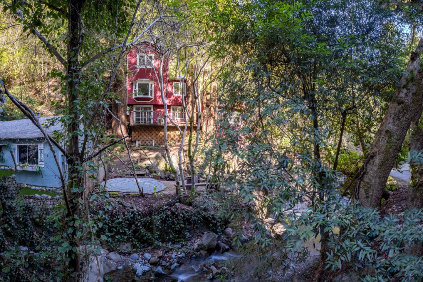 Property photo 38