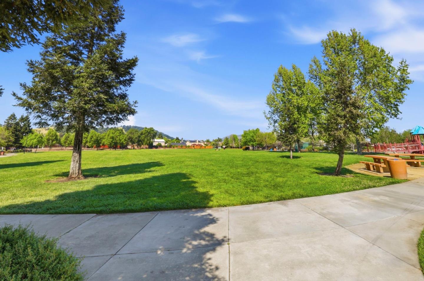 Property photo 51