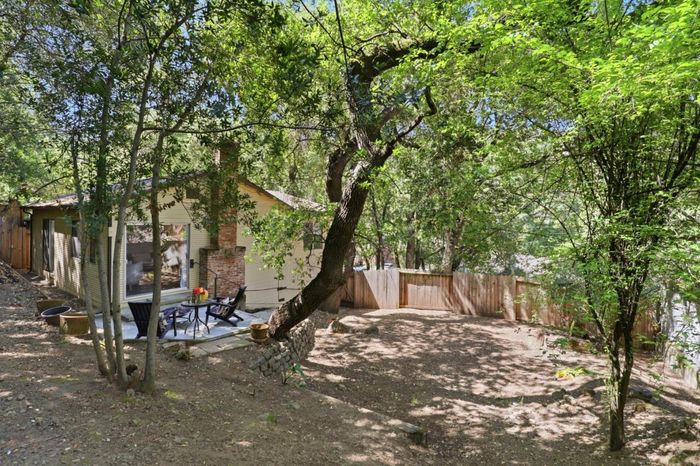 Property photo 25