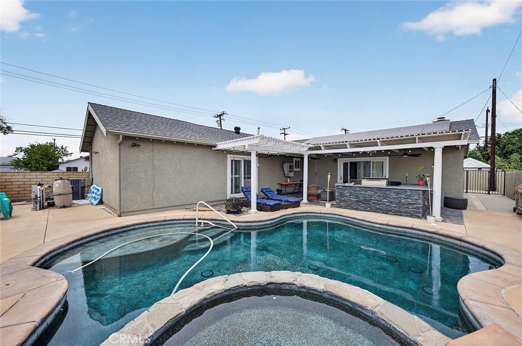 Property photo 32