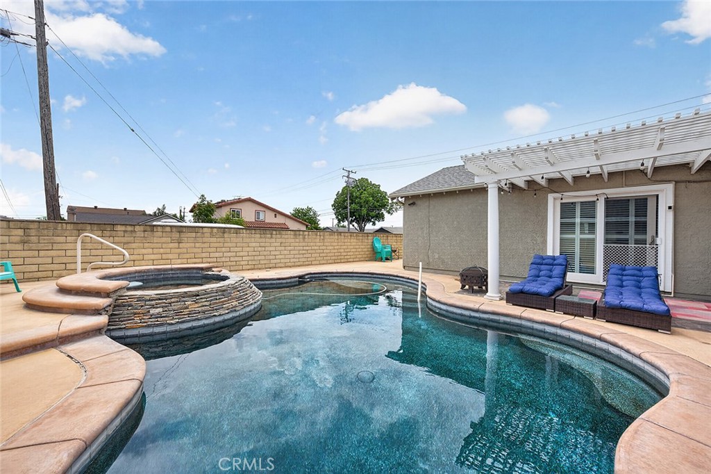 Property photo 34