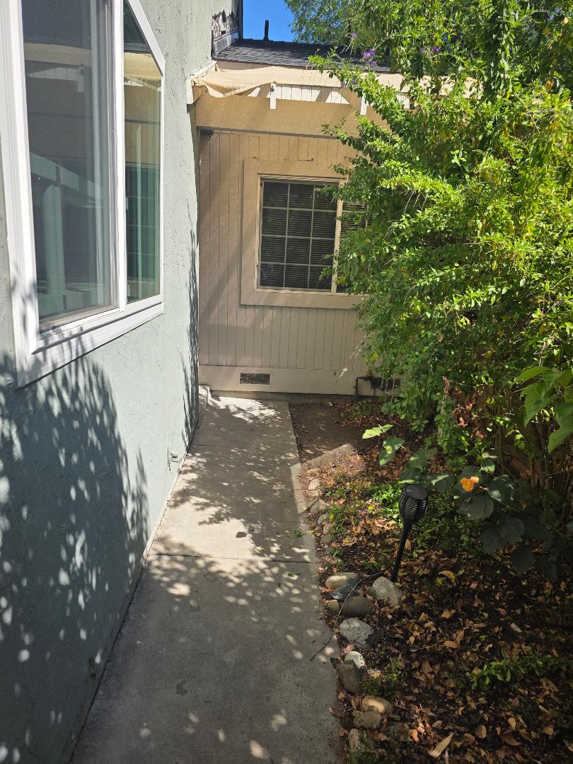 Property photo 32