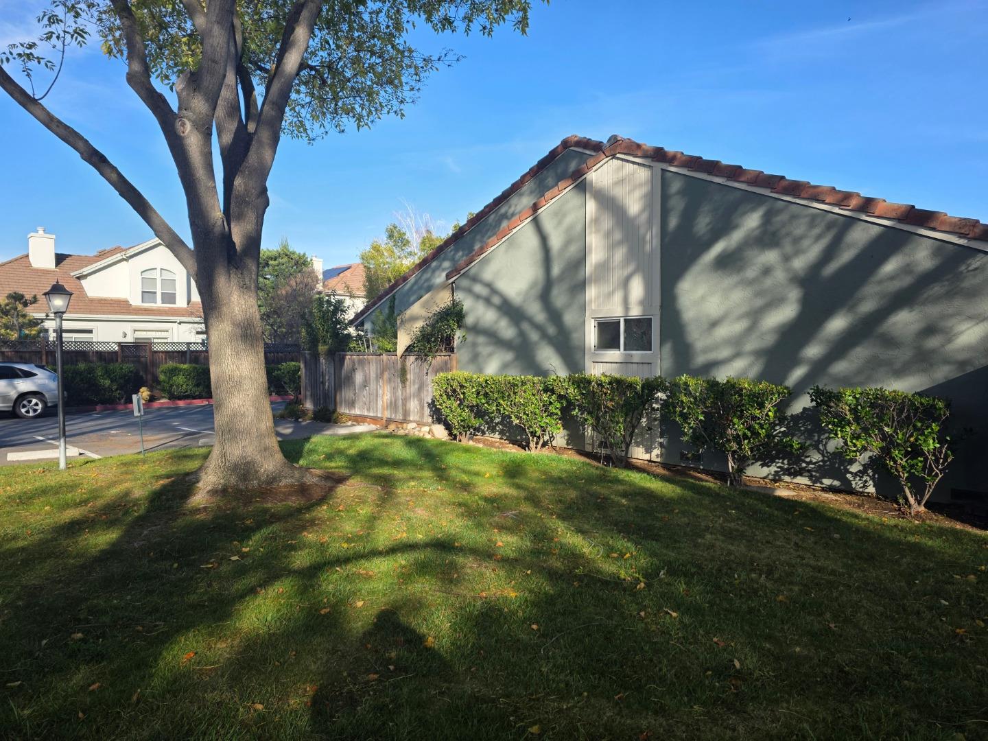 Property photo 35