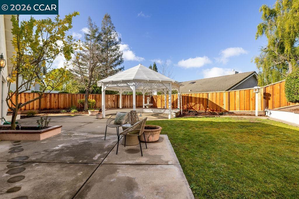 Property photo 43