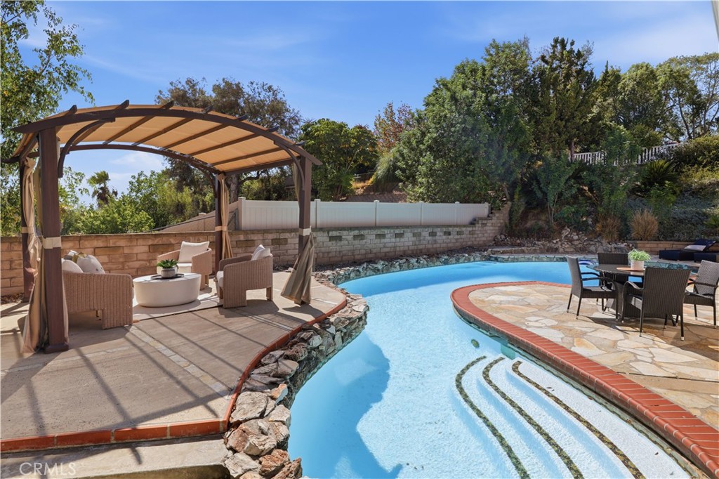 Property photo 35