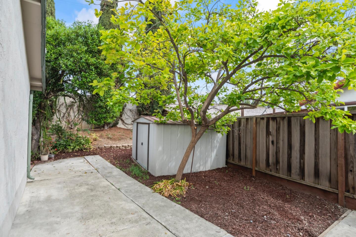 Property photo 32