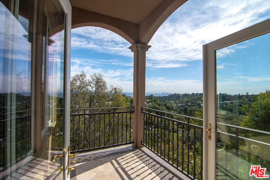 Property photo 43
