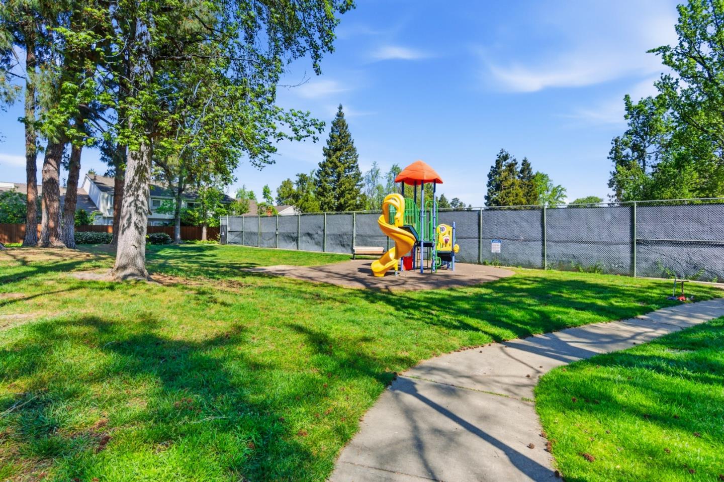 Property photo 50