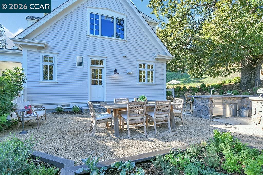 Property photo 40