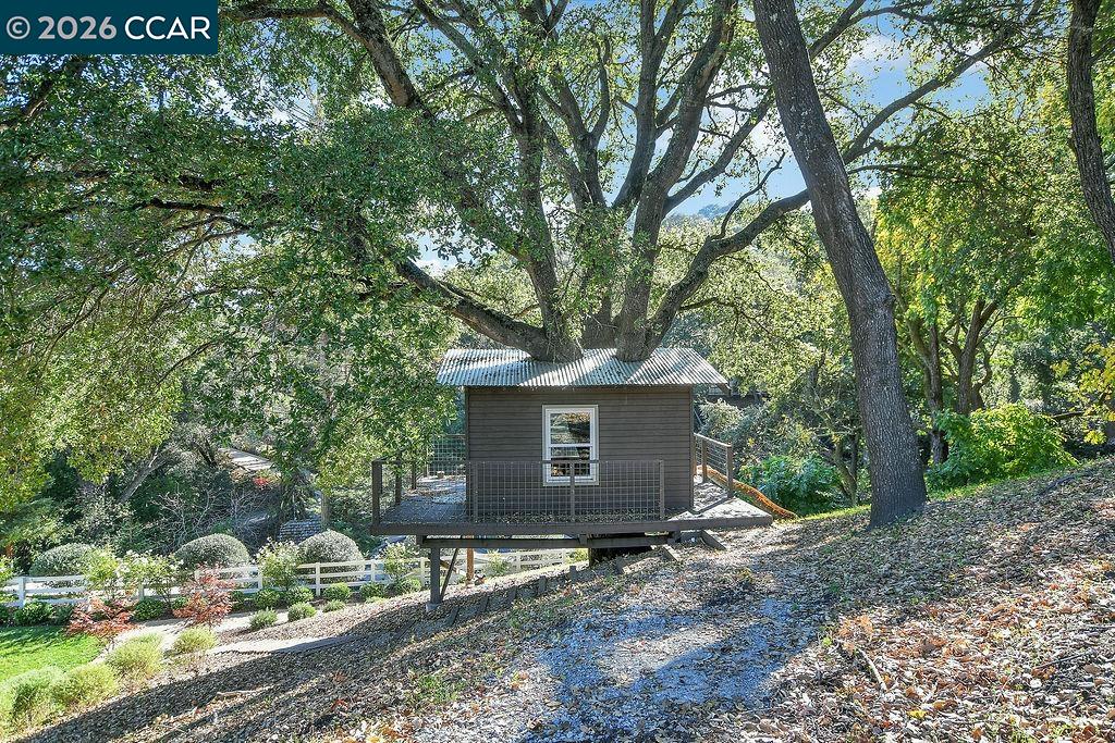 Property photo 43