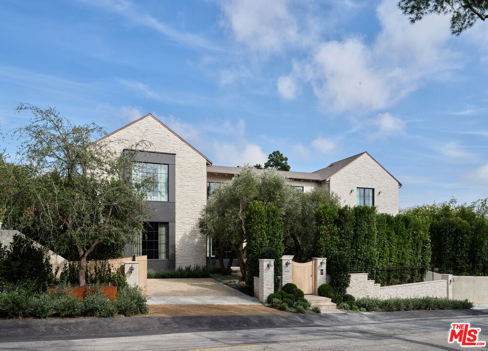 Property photo 40