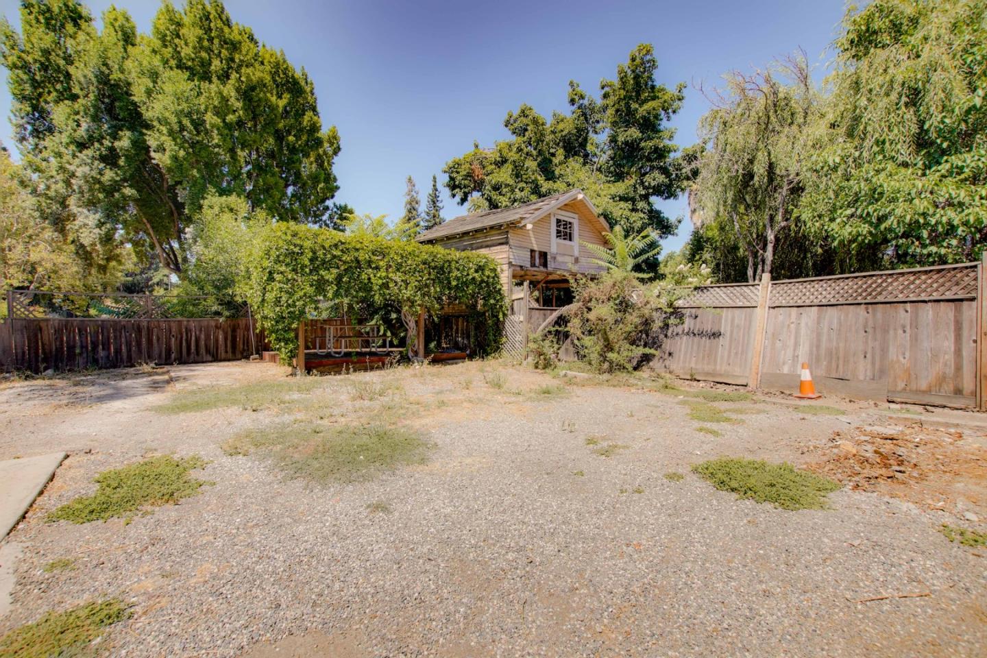 Property photo 45