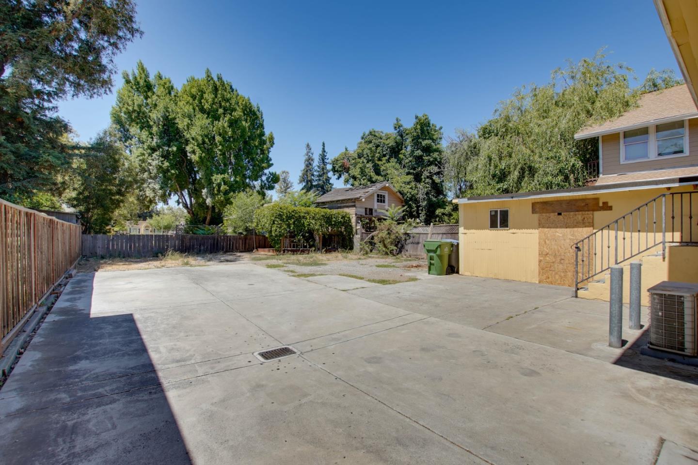 Property photo 48