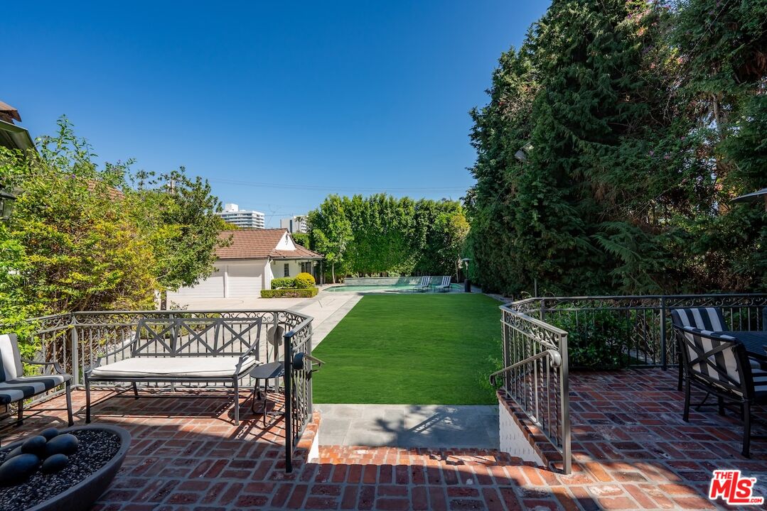 Property photo 28