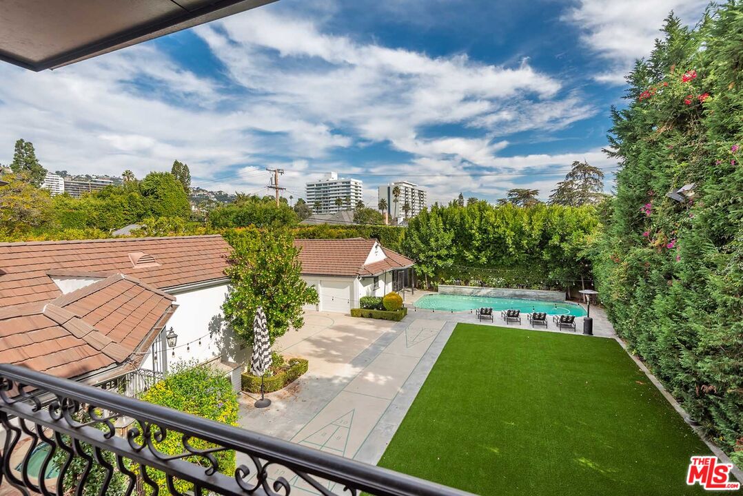 Property photo 32