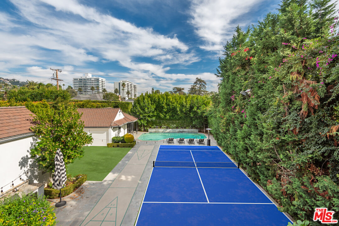 Property photo 33