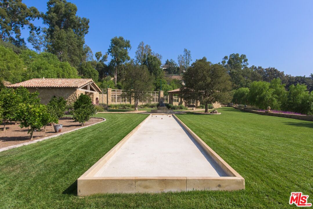 Property photo 44