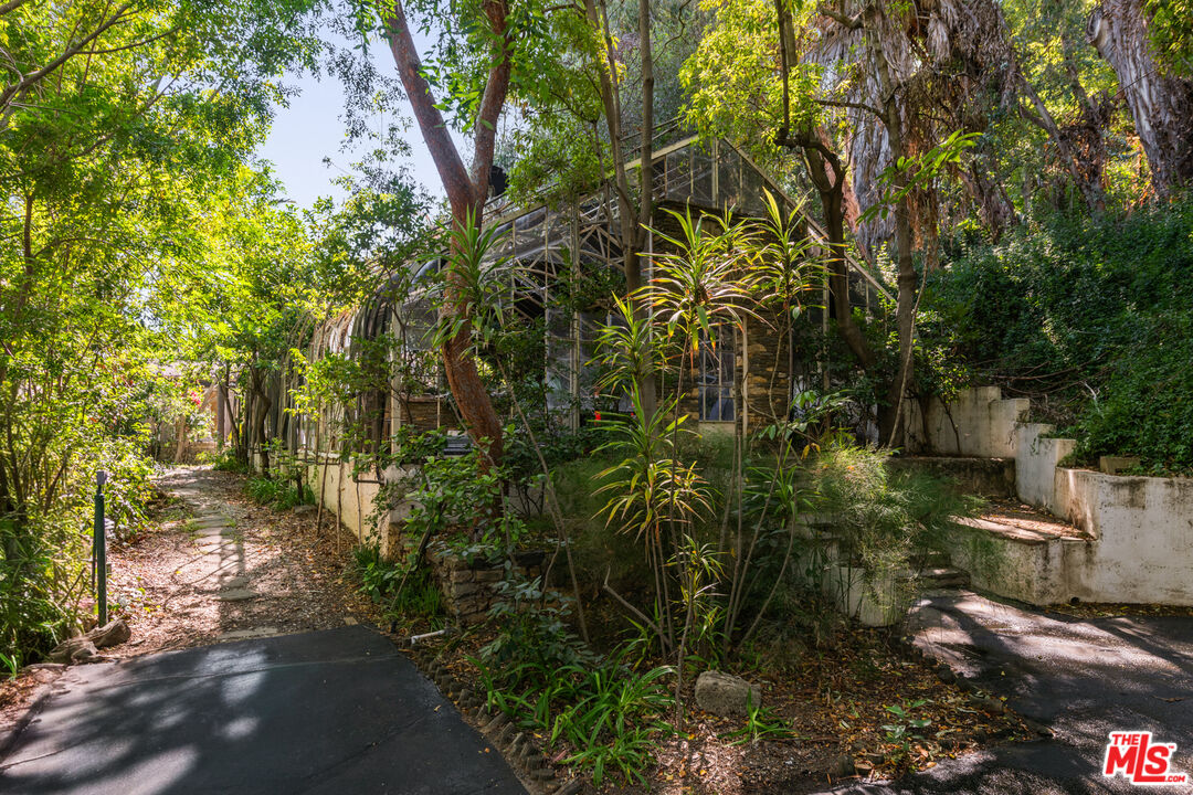 Property photo 23