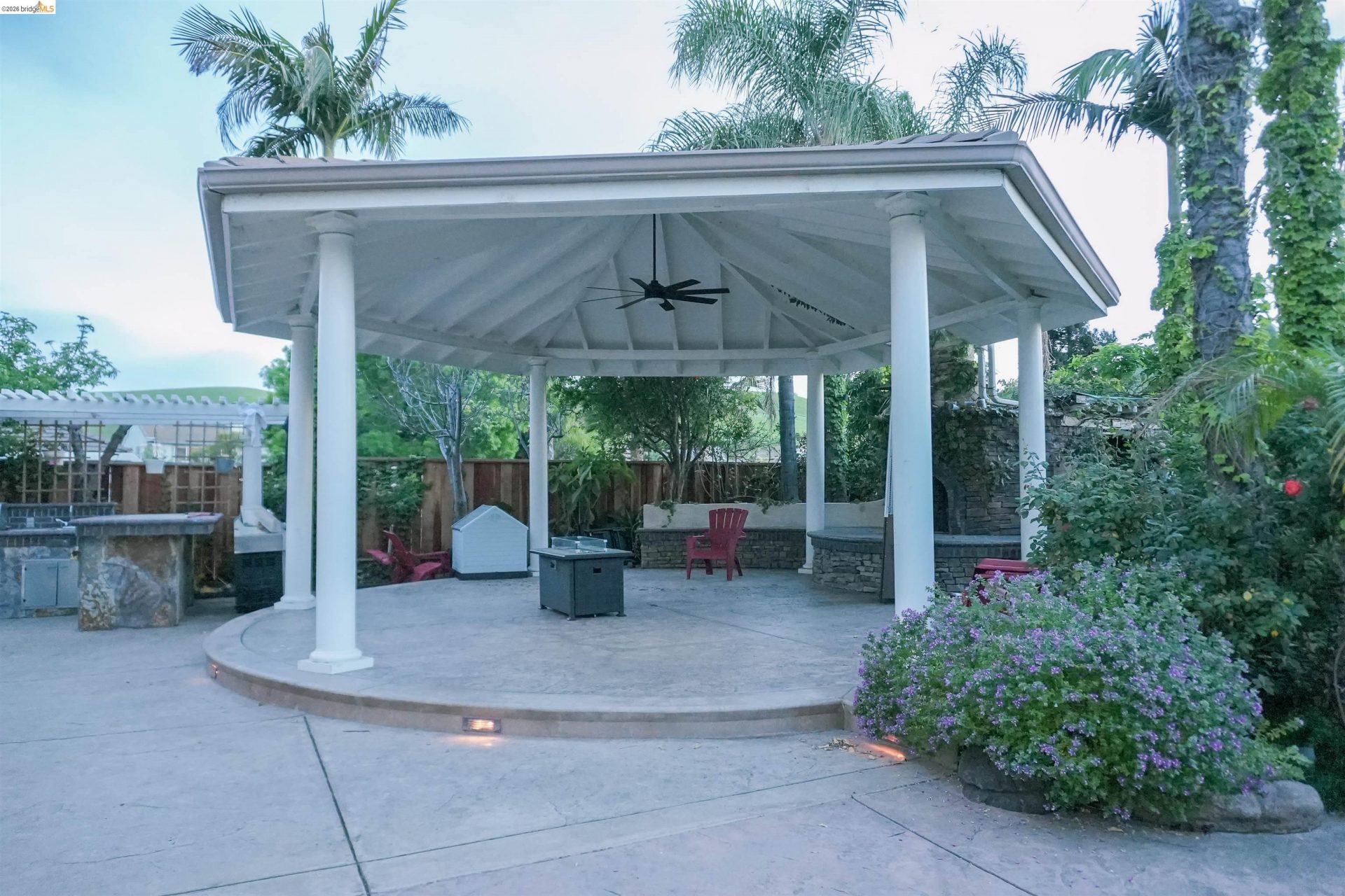 Property photo 44