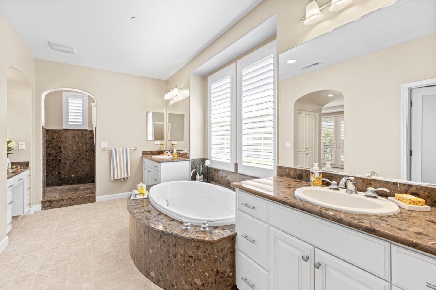 Property photo 51