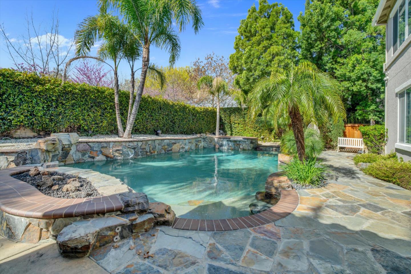Property photo 42
