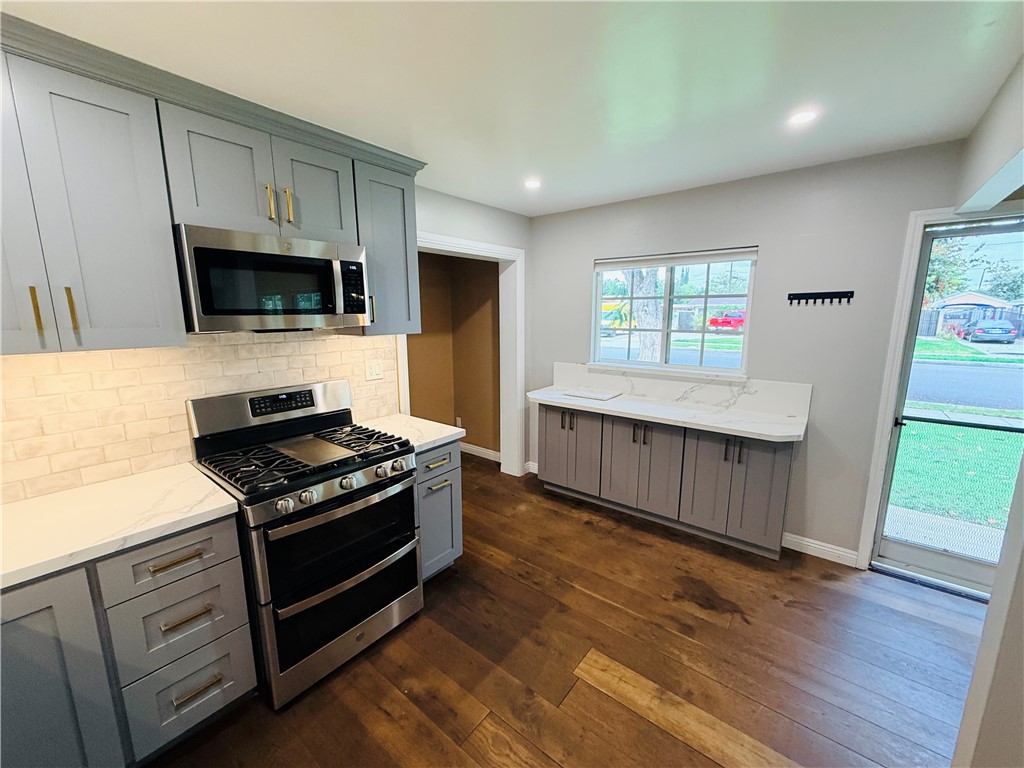 Property photo 33