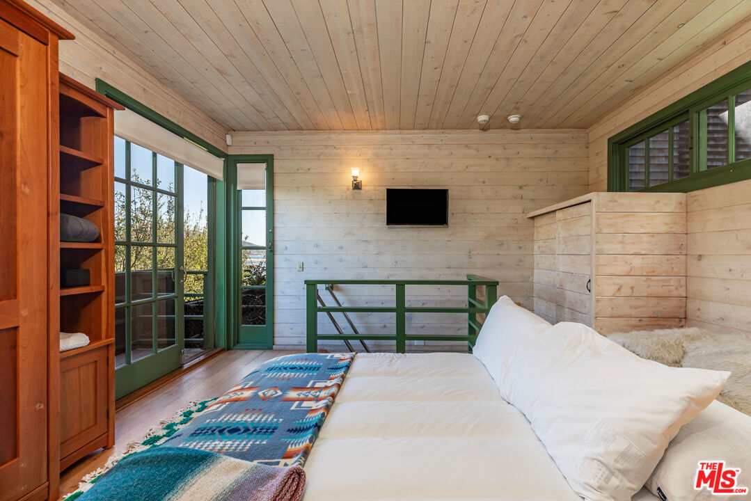 Property photo 40