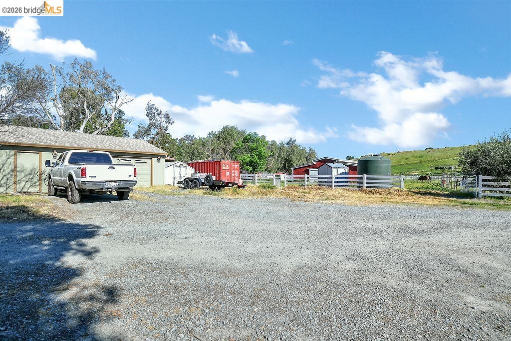 Property photo 35